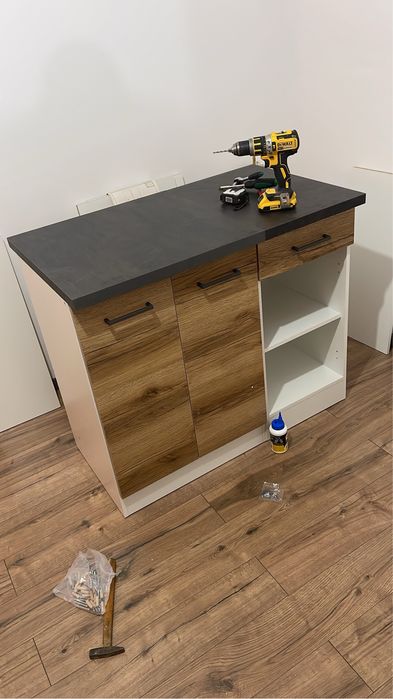 Montez orice tip de mobila Jysk Ikea Dedeman Leroy Hornbach Mobexpert