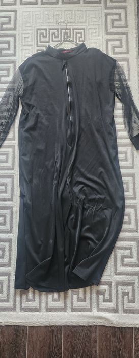 Платье          .