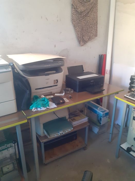 Продам столы офисные