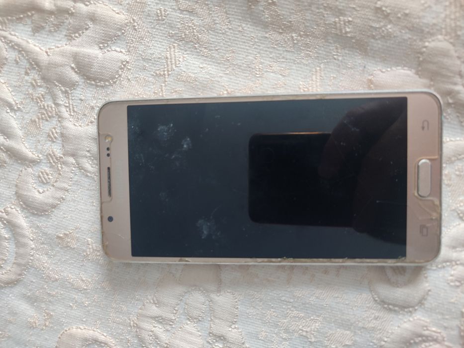 Продам сотовый телефон Samsung J5