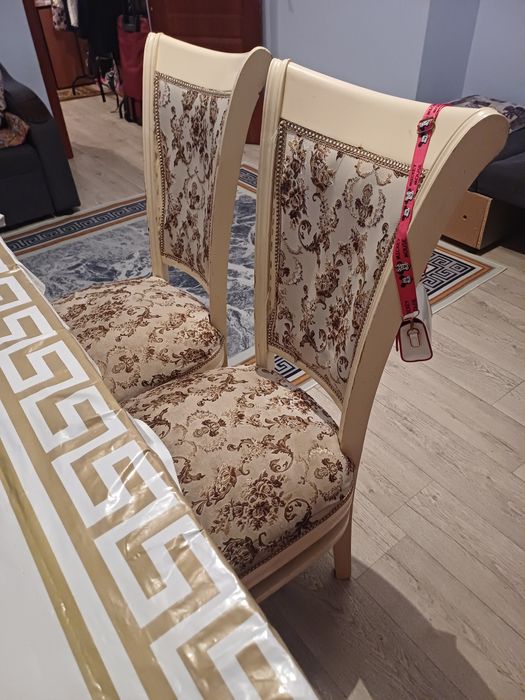 Продам стулья 5 шт