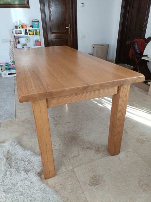 Vând masa lemn masiv stejar