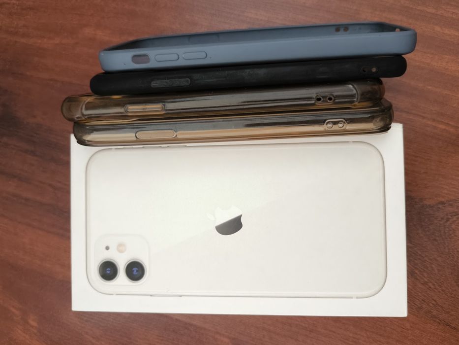 iPhone 11 , 64Gb в отличном состоянии.