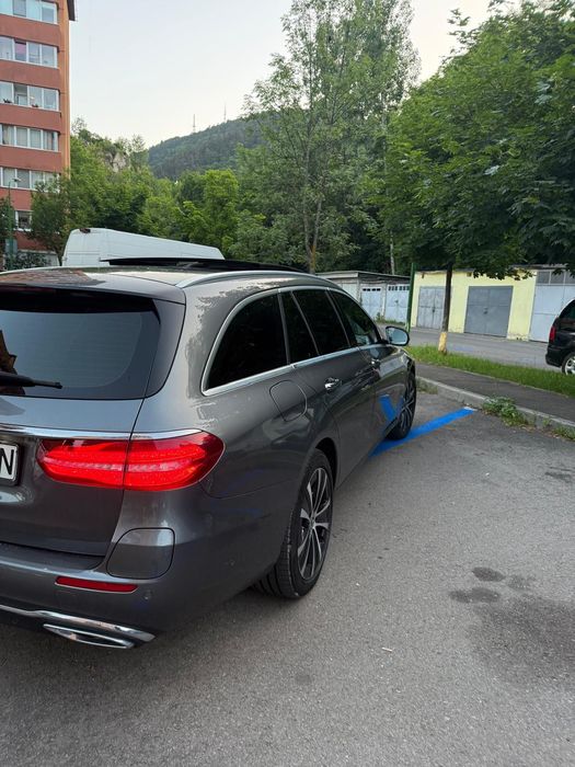 Mercdede E300 de,vand sau schimb cu Tesla sau Vclass