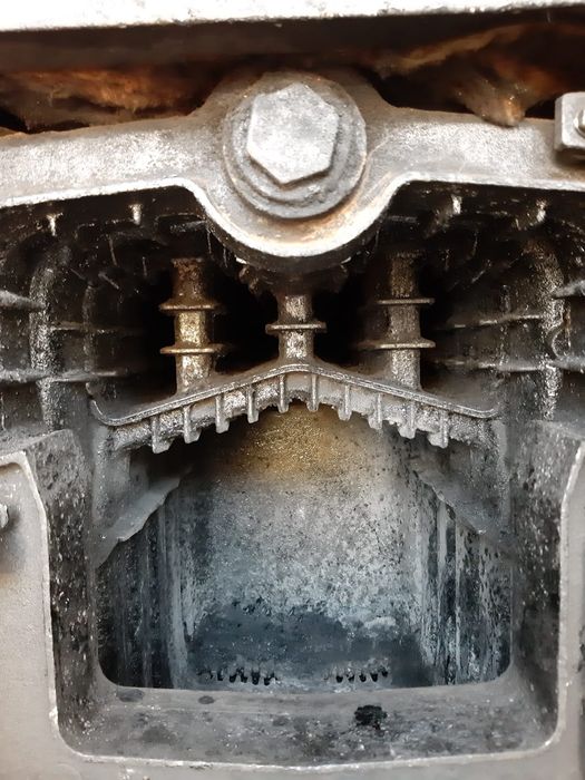 Curățiri coșuri (Cosar Hornar)