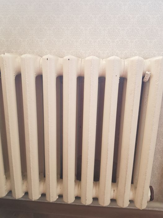 Продам Чугунные батареи 8 и 10 секций