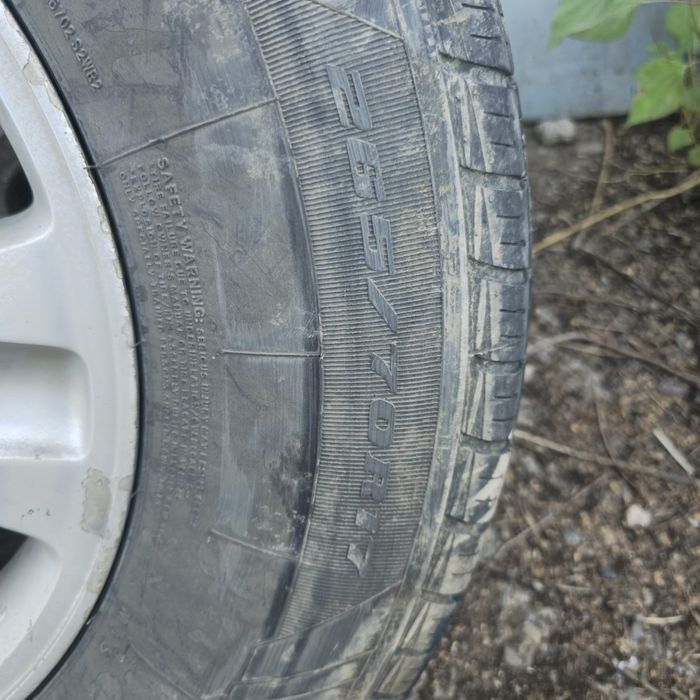 Б.   у.     резина с дисками от крузака