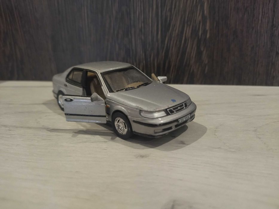 Метална количка SAAB 95 !!!