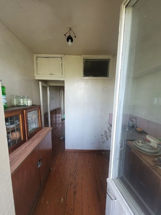 Продам квартиру Ц6 3/4/4 70м2