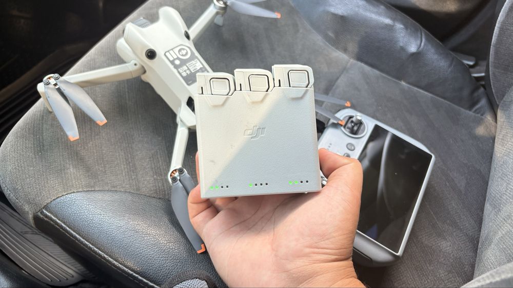 DJI mini 4 pro RC2