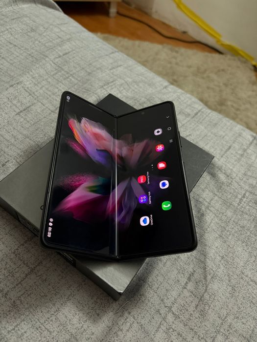 Samsung Galaxy Z Fold 3 5G - 512GB / 12GB RAM - NOU (Desigilat) - Impe