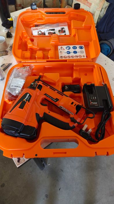 Пистолет за игли 32-63мм Paslode IM65A F16