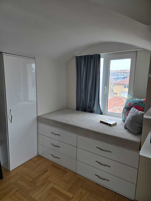 Кантора Триумф продава мезонет в централна част на гр. Казанлък