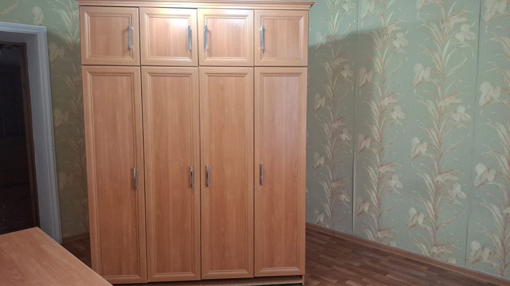 Мебели в хорошем состояние