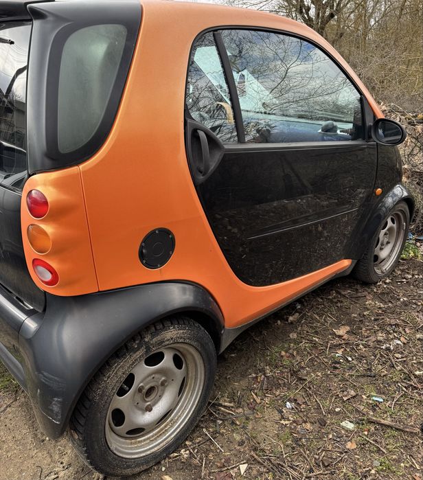 Mercedes Smart на части