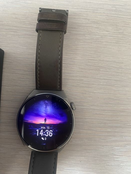 Ceas Huawei watch gt3pro curea piele stare buna
