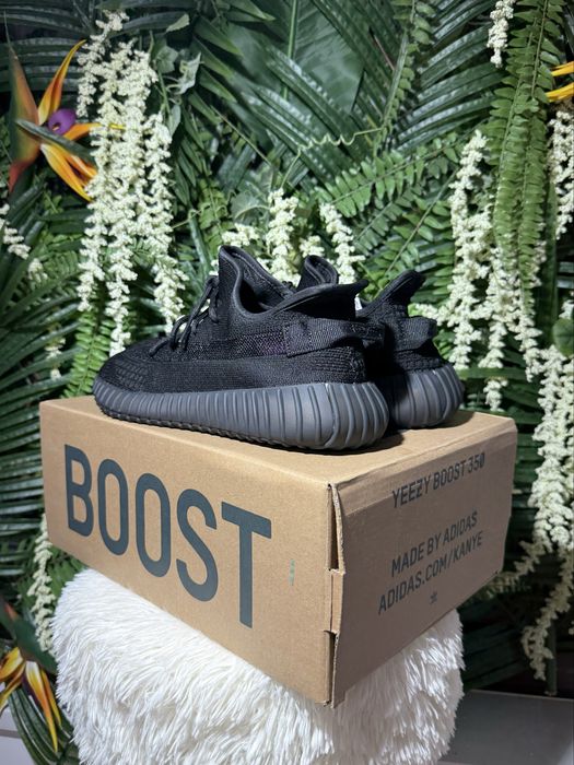 Adidas Yeezy 350 Onyx Black
