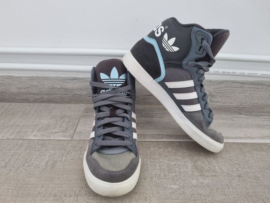 Pantofi sport Adidas