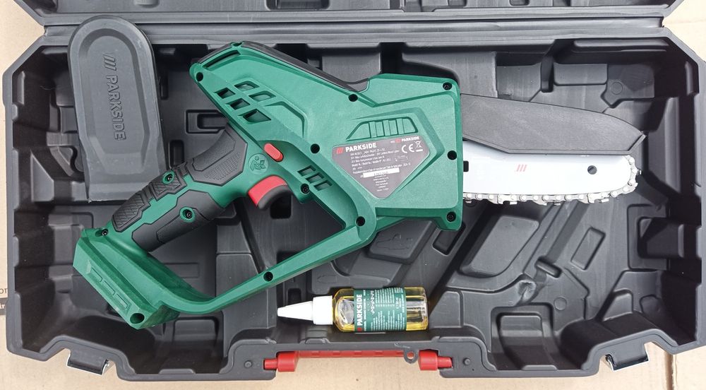 Parkside mini drujba electrica pe baterie 20V 2A 4A 8A ferastrau lant