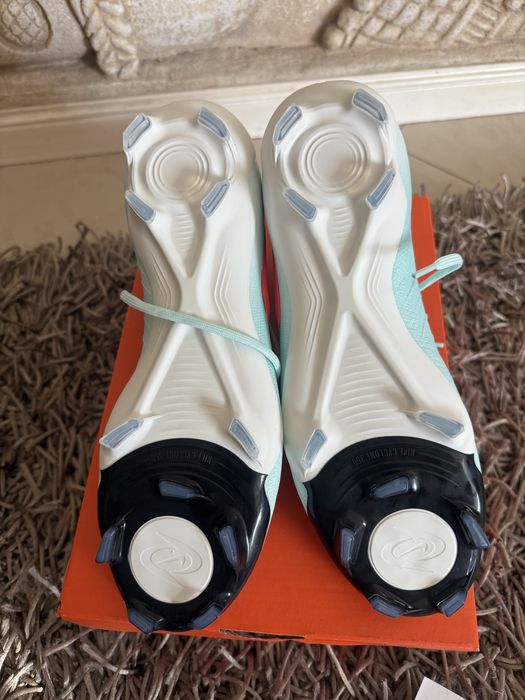 Оригинални калеври Nike като чисто нови