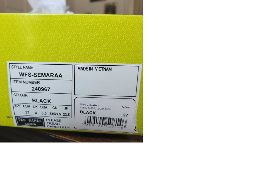 Pantofi Ted Baker 37, purtați o data, negri, piele