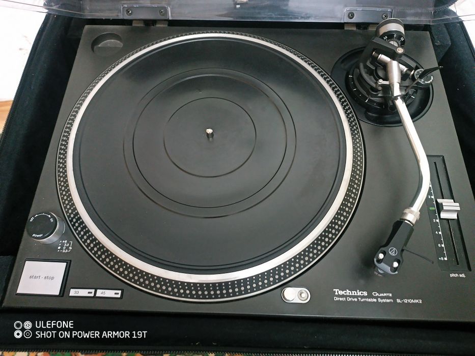Technics sl-1210mk2