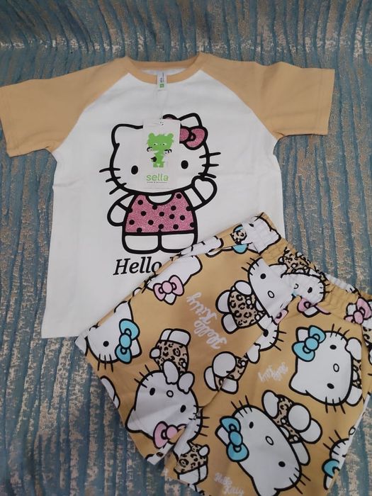 Продается детские двойки