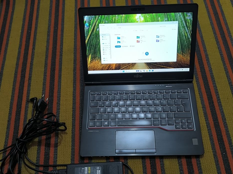 Lenovo i5 gen8 8gb ddr4 256 nvme