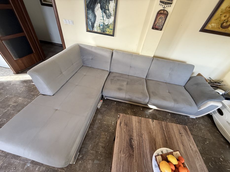 Разтегателен диван