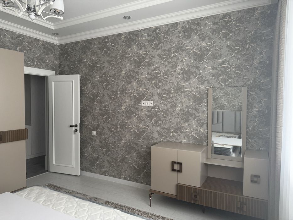 Сдаётся 3-комнатная квартира в новостройке с новым ремонтом!