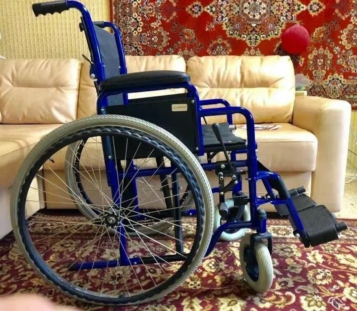 Продам инвалидную коляску