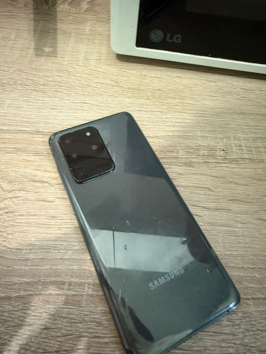 Продажа обмен SAMSUNG S20 ULTRA