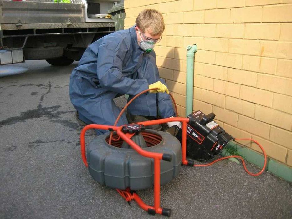 Прочистка Канализации Труб чистка промывка аппаратом тросом Сантехник!