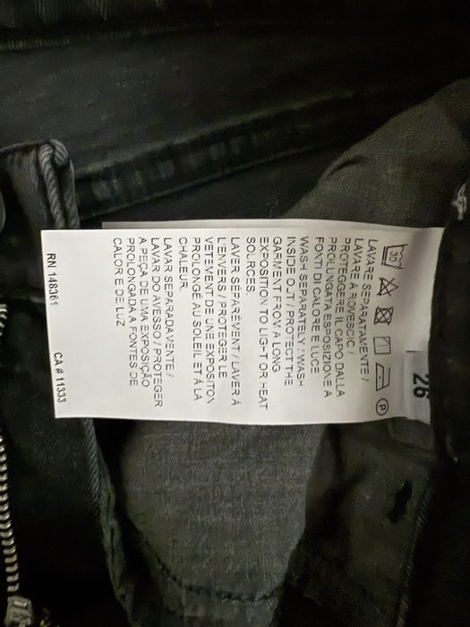 Blugi Pinko marime 26. Purtati de doua ori