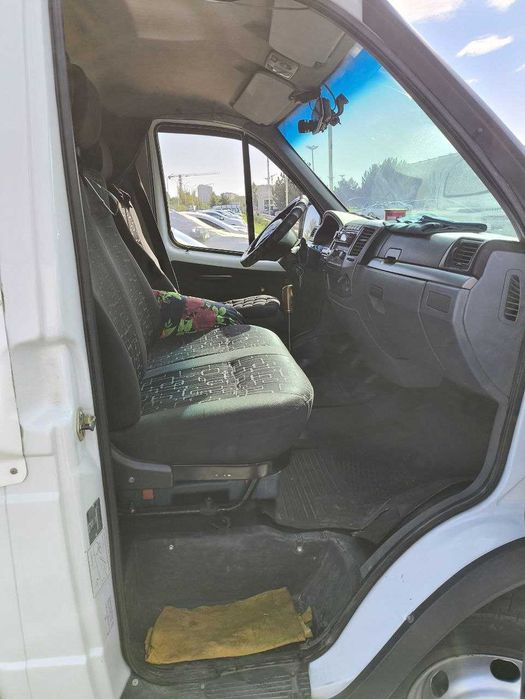 Moshina srojniga sotiladi