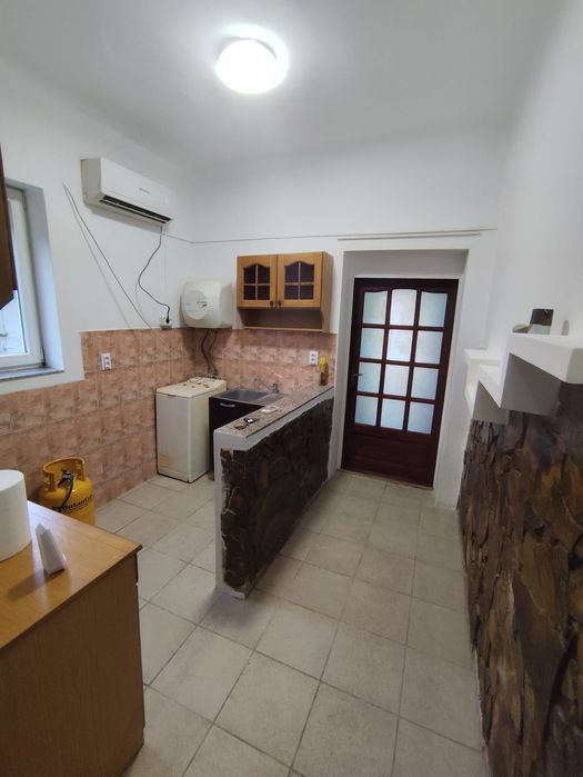 Proprietar vând apartament cu 1 camera la parter înalt!