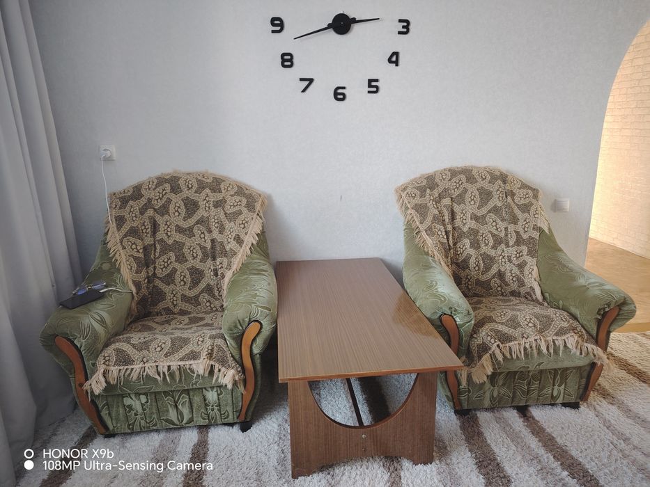 Диван и два  кресла