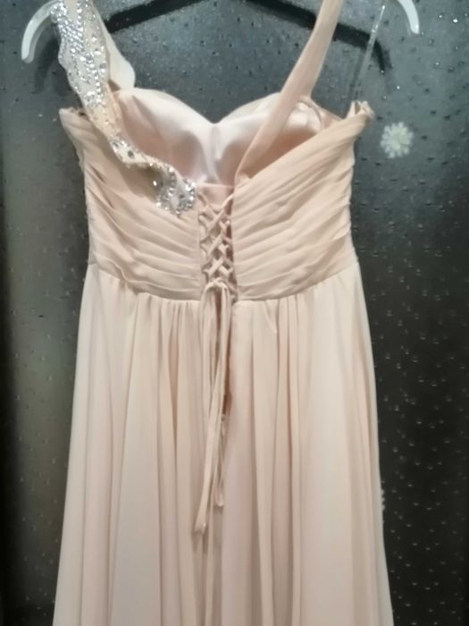 Официални елегантни рокли-подходящи за бал, сватба, кръщене и друго