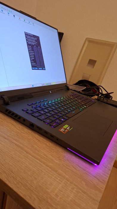 Asus ROG Strix 18