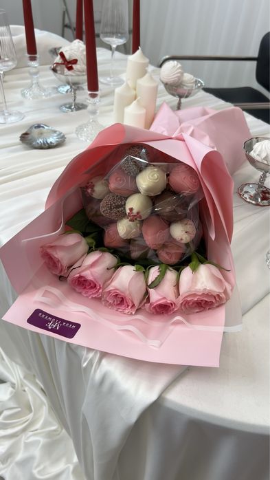 Букет из клубники в шоколаде доставка есть