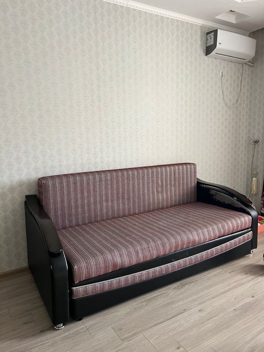 Продам диван раскладывается