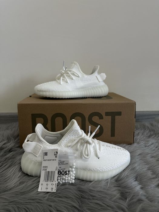 Adidas yeezy boost 350 V2 cream white