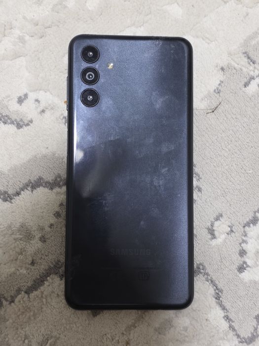 Samsung A04s 32гб память
