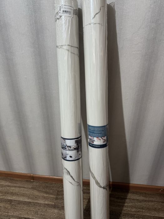 Продою самоклейющие обой