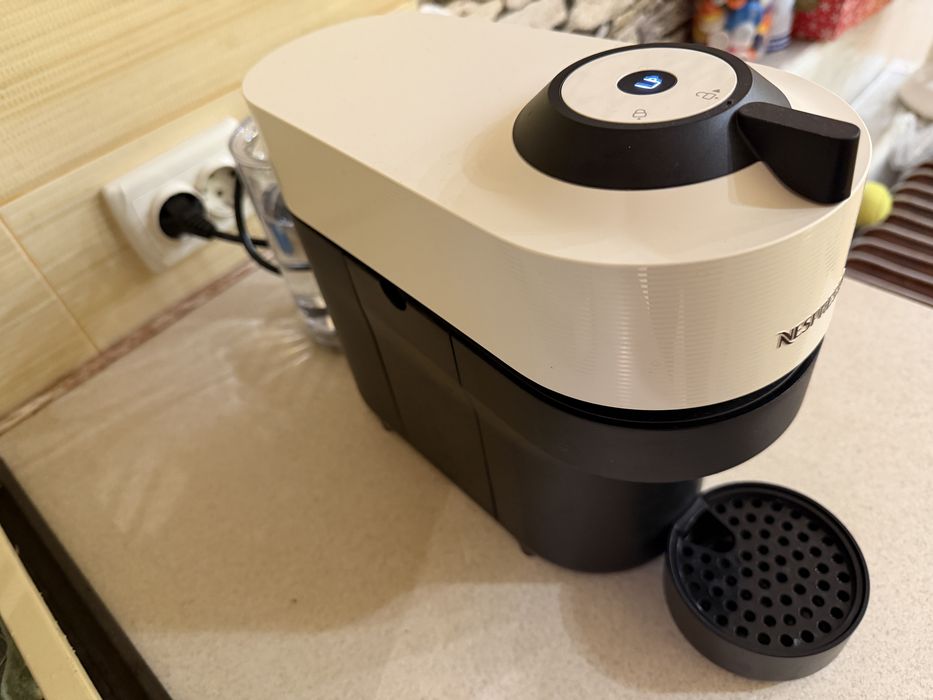 Кафемашина с капсули NESPRESSO VERTUO POP