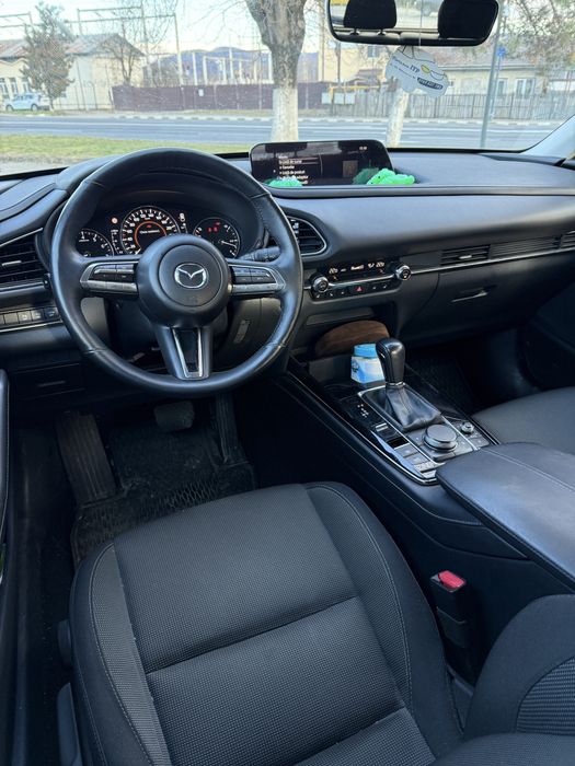 Mazda Cx30. hibrid