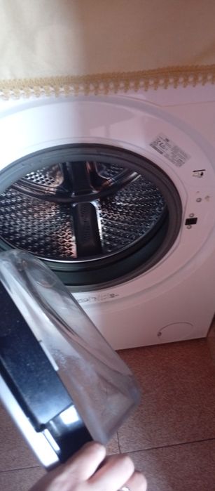 Продавам 8кг пералня