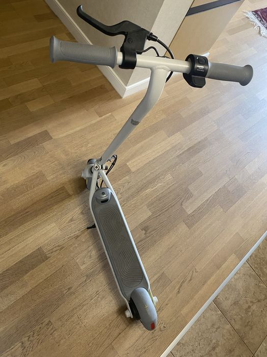 Детский электросамокат Segway-Ninebot ZING C8