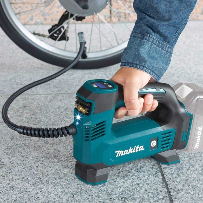 Makita DMP180Z преносим компресор за въздух, серия 18V LXT,без батерия