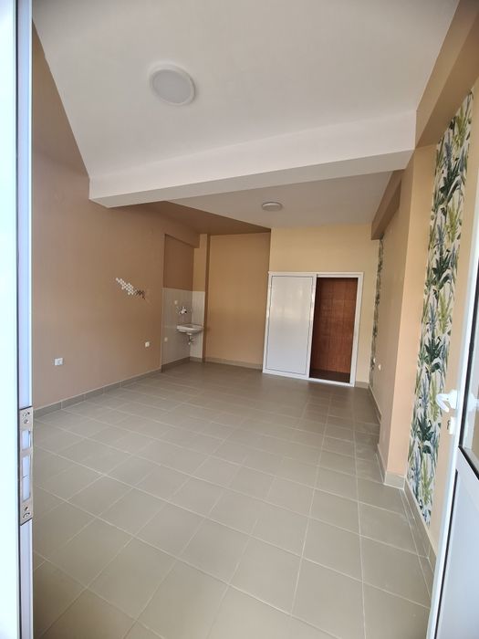 Дава се под наем Магазин в Ямбол, Аврен - 22 кв.м за 178.5 € - Снимка #11